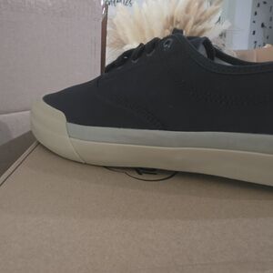 Sperry Black Canvas Low-Top Sneakers with Gum-Colored Sole